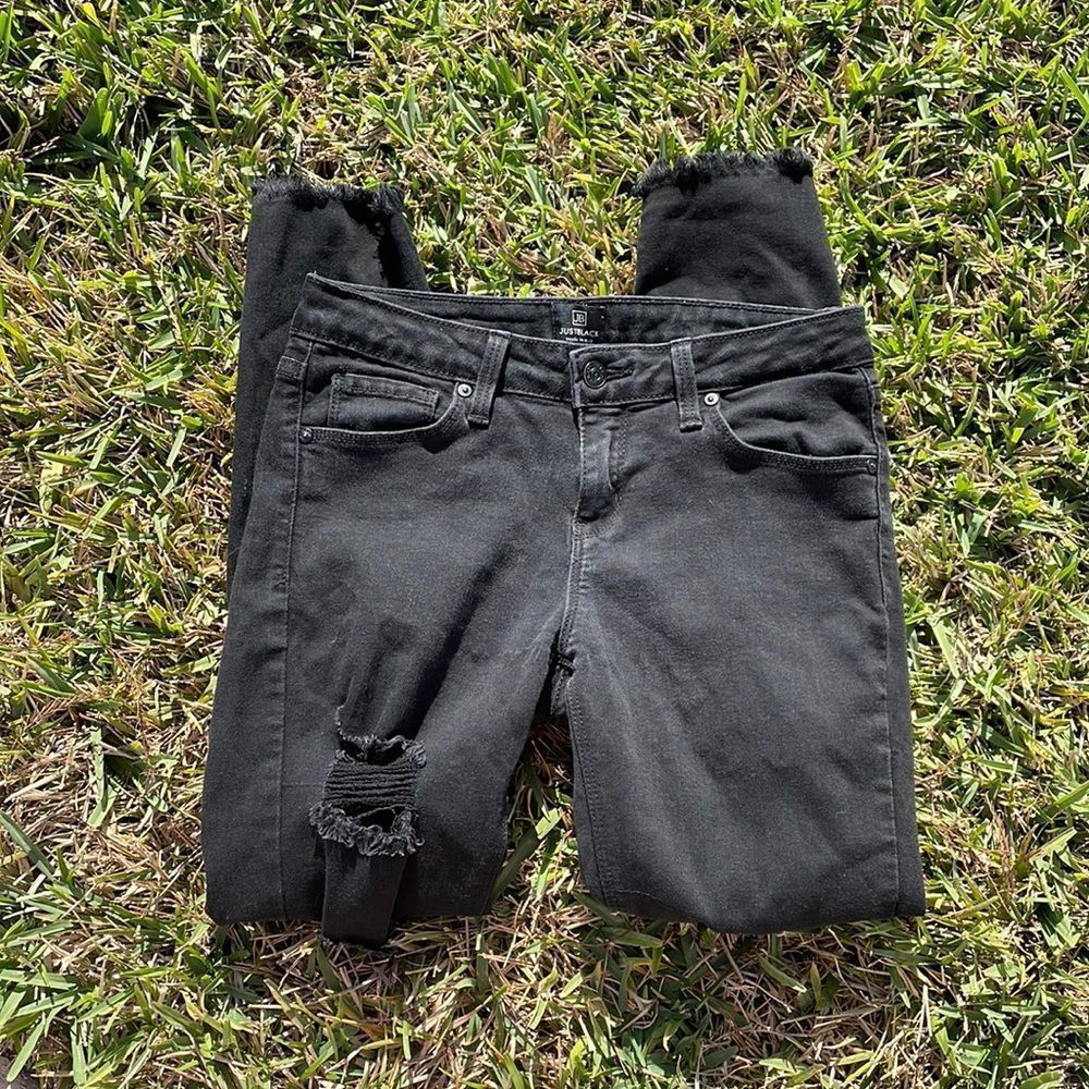 [JUST BLACK] Distressed Black Skinny Jeans - Size 27